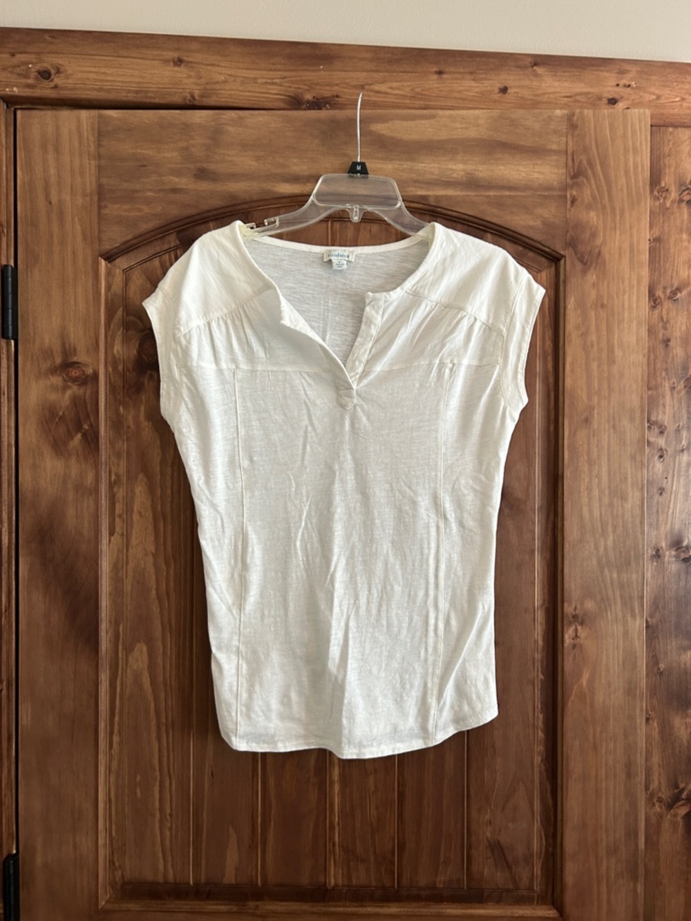 Sundance White Sleeveless Split-Neck Tank Top